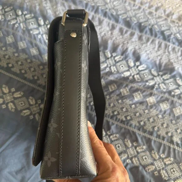 Messenger bag - Picture 3 of 5